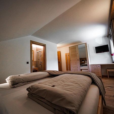 Garni Bergblick Hotel Braies  Bagian luar foto